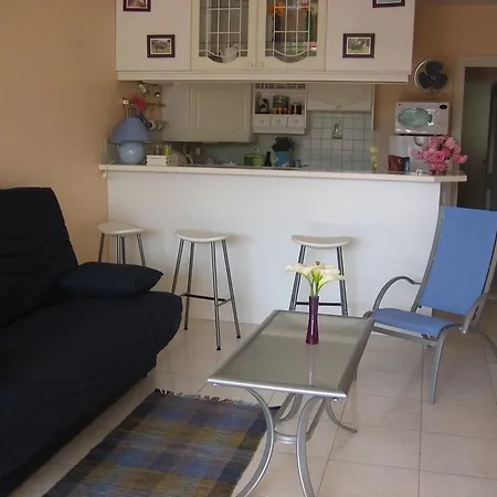 Avenue Beau Rivage Apartment *